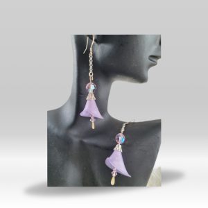 Boucles d'oreilles Lucite Arum Lilas